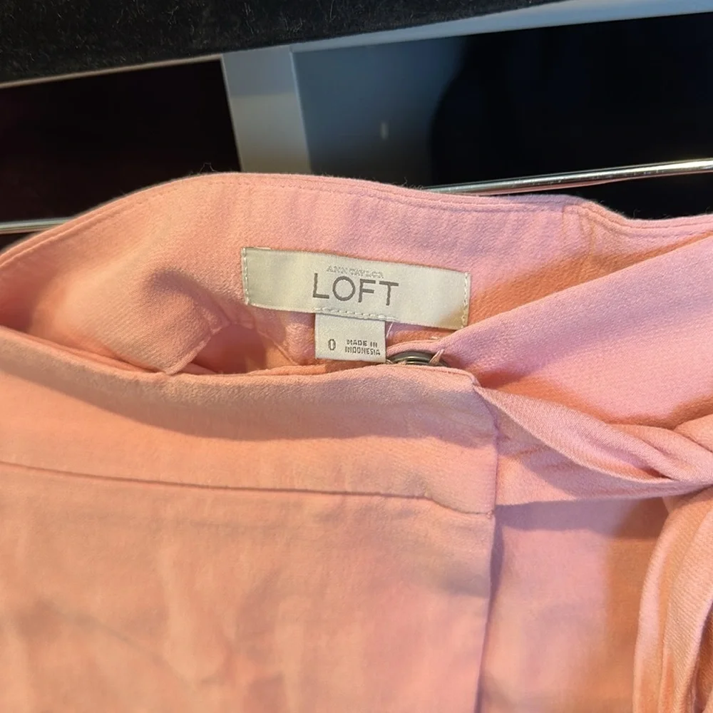 Loft pink wrap tie front skirt size 0